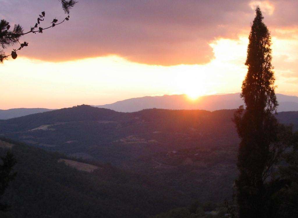 La Scheggia Holiday Anghiari Luaran gambar